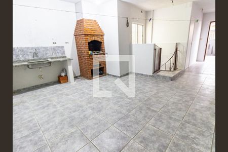 Casa à venda com 144m², 4 quartos e 1 vaga Casa à venda com 144m², 4 quartos e 1 vagaChurrasqueira