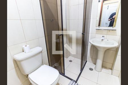 Casa à venda com 144m², 4 quartos e 1 vaga Casa à venda com 144m², 4 quartos e 1 vagaBanheiro 2