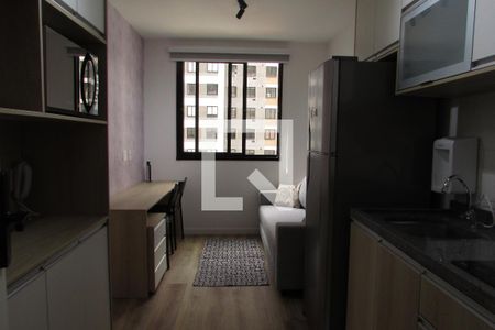 sala e cozinha de apartamento para alugar com 1 quarto, 24m² em Butantã, São Paulo