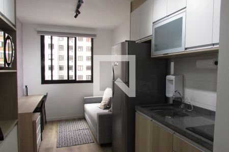 sala e cozinha de apartamento para alugar com 1 quarto, 24m² em Butantã, São Paulo