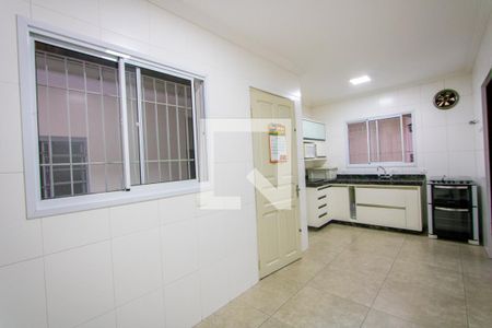 Casa à venda com 185m², 2 quartos e 2 vagasCozinha