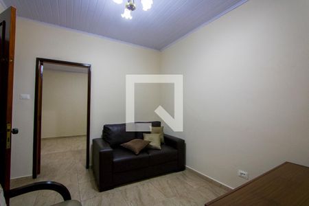 Casa à venda com 185m², 2 quartos e 2 vagasEdícula - Sala