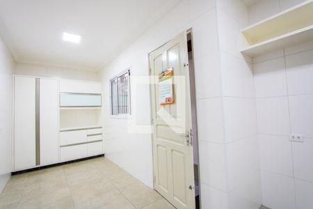 Casa à venda com 185m², 2 quartos e 2 vagasCozinha