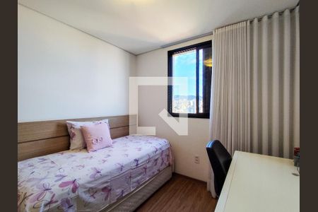 Quarto 1 de apartamento à venda com 2 quartos, 156m² em Sagrada Família, Belo Horizonte
