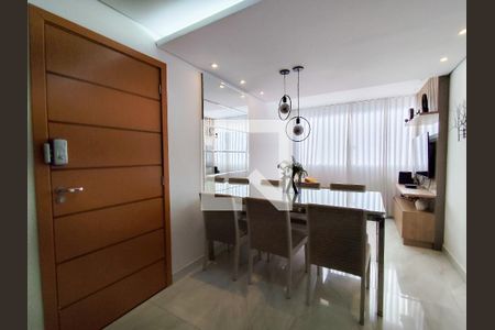 Sala de Jantar de apartamento à venda com 2 quartos, 156m² em Sagrada Família, Belo Horizonte