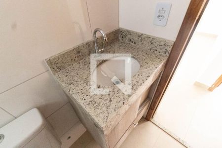 Apartamento à venda com 45m², 2 quartos e sem vaga Apartamento à venda com 45m², 2 quartos e sem vagaBanheiro