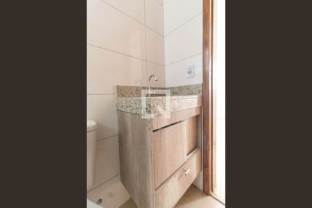 Apartamento à venda com 45m², 2 quartos e sem vaga Apartamento à venda com 45m², 2 quartos e sem vagaBanheiro