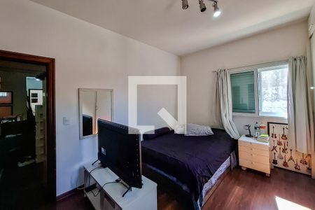 Casa à venda com 240m², 3 quartos e 3 vagasquarto 3 suite