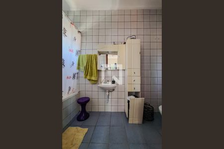 Casa à venda com 240m², 3 quartos e 3 vagasquarto 3 suite