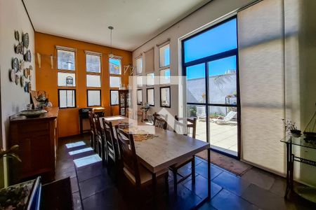 Casa à venda com 240m², 3 quartos e 3 vagassala jantar