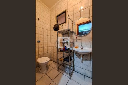 Casa à venda com 240m², 3 quartos e 3 vagasQuarto de Serviço