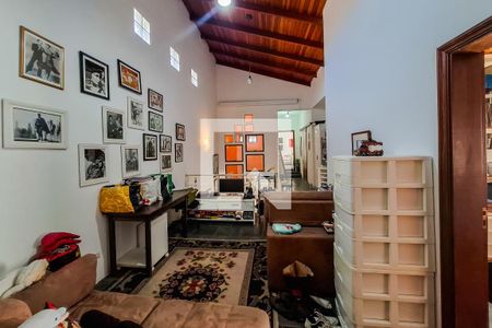 Casa à venda com 240m², 3 quartos e 3 vagasliving superir