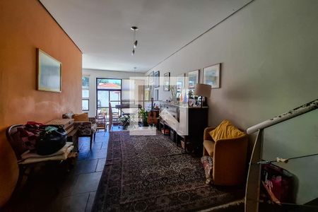 Área comum de casa à venda com 3 quartos, 240m² em Jardim da Glória, São Paulo