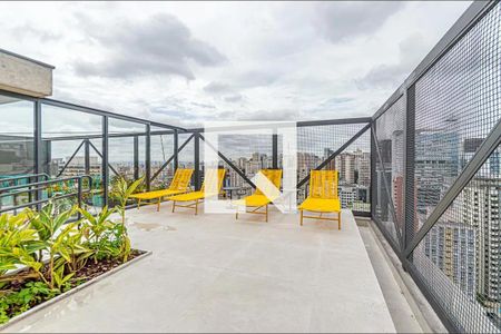 Apartamento à venda com 25m², 1 quarto e sem vaga Apartamento à venda com 25m², 1 quarto e sem vagaÁrea comum - Piscina