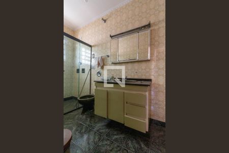 Casa à venda com 300m², 4 quartos e 10 vagasBanheiro Suíte 