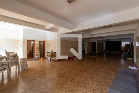 Casa à venda com 300m², 4 quartos e 10 vagasGaragem