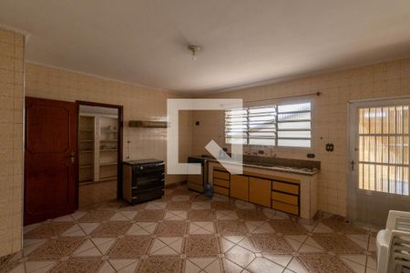 Casa à venda com 300m², 4 quartos e 10 vagasCozinha 