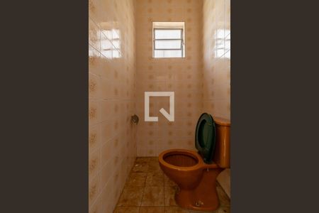 Casa à venda com 300m², 4 quartos e 10 vagasLavabo Externo 