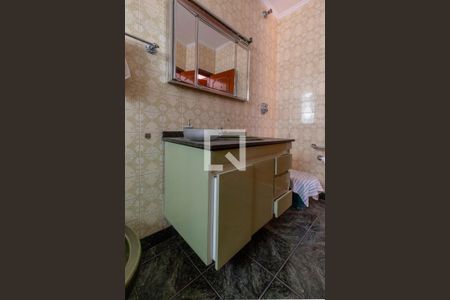 Casa à venda com 300m², 4 quartos e 10 vagasBanheiro Suíte 