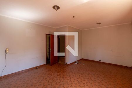 Casa à venda com 300m², 4 quartos e 10 vagasSuíte 