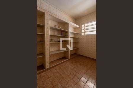 Casa à venda com 300m², 4 quartos e 10 vagasCozinha 