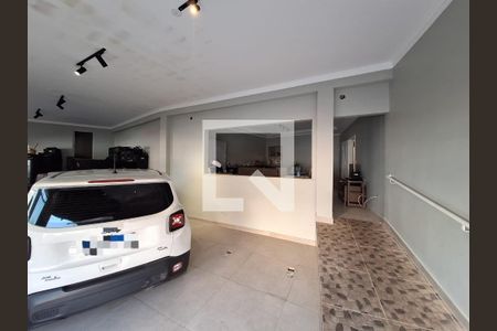 Casa à venda com 110m², 3 quartos e 2 vagasGaragem