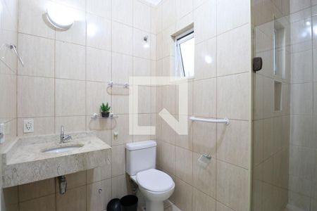 Casa à venda com 110m², 3 quartos e 2 vagasBanheiro da Suíte 1