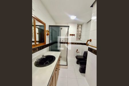 Apartamento à venda com 150m², 4 quartos e 1 vagaBanheiro social