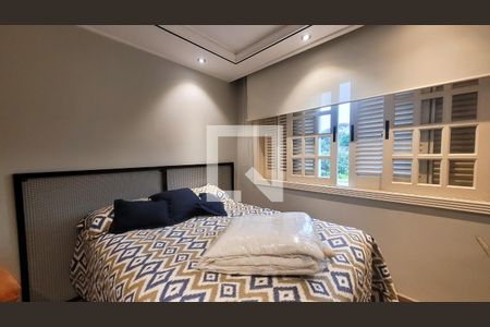 Casa de condomínio à venda com 400m², 4 quartos e 6 vagas Casa de condomínio à venda com 400m², 4 quartos e 6 vagasSuite 1