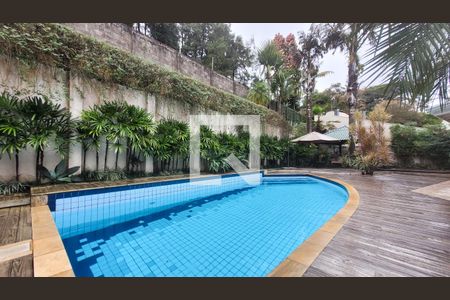 Casa de condomínio à venda com 400m², 4 quartos e 6 vagas Casa de condomínio à venda com 400m², 4 quartos e 6 vagasPiscina