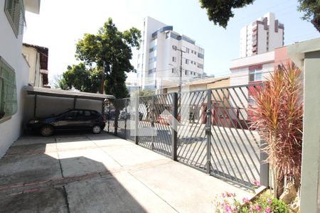 Casa à venda com 140m², 4 quartos e 1 vagaGaragem
