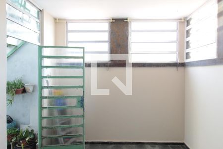 Casa à venda com 140m², 4 quartos e 1 vagaArea de Serviço