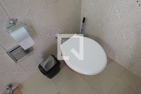 Casa à venda com 140m², 4 quartos e 1 vagaBanheiro