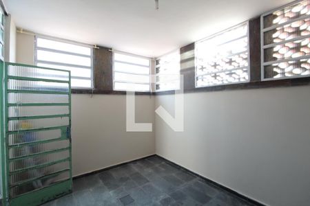 Casa à venda com 140m², 4 quartos e 1 vagaArea de Serviço