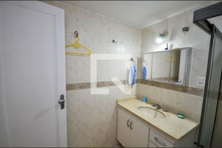 Apartamento à venda com 187m², 3 quartos e 1 vagaBanheiro da Suíte