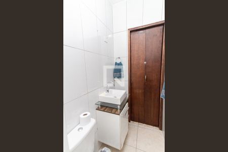 Casa para alugar com 100m², 1 quarto e 1 vaga Casa para alugar com 100m², 1 quarto e 1 vagaBanheiro