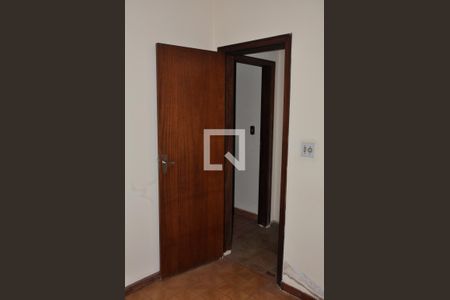 Casa à venda com 500m², 5 quartos e 5 vagas Quarto 04 com Suíte