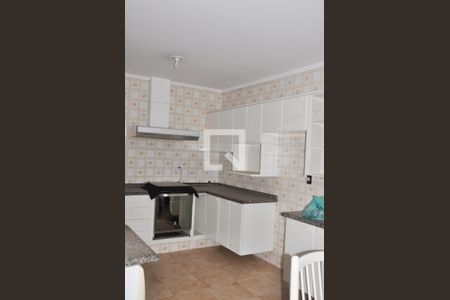 Casa à venda com 500m², 5 quartos e 5 vagasCozinha