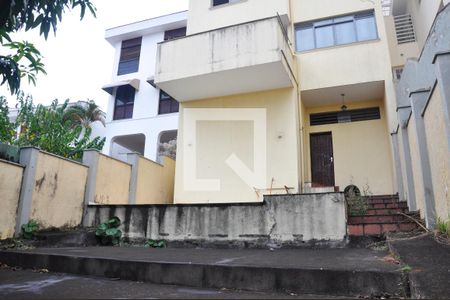 Casa à venda com 500m², 5 quartos e 5 vagas Quintal