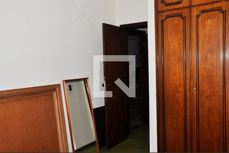 Casa à venda com 500m², 5 quartos e 5 vagas Quarto 04 com Suíte