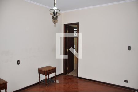 Casa à venda com 500m², 5 quartos e 5 vagasQuarto 01 com Suíte