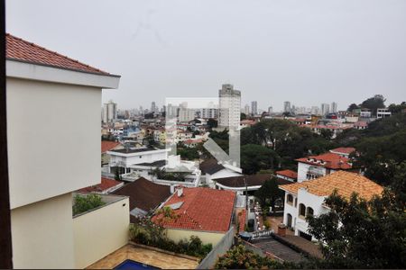 Casa à venda com 500m², 5 quartos e 5 vagasVista Quarto 01 com Suíte