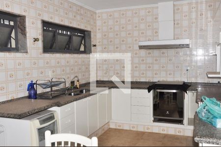 Casa à venda com 500m², 5 quartos e 5 vagasCozinha