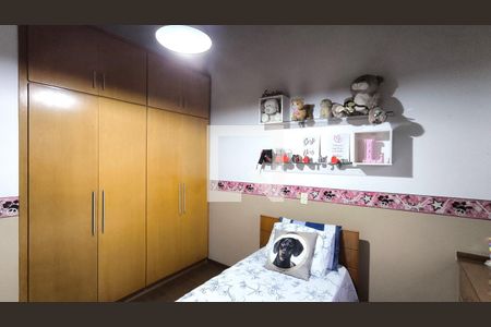 Casa à venda com 280m², 3 quartos e 2 vagas Casa à venda com 280m², 3 quartos e 2 vagasQuarto 3