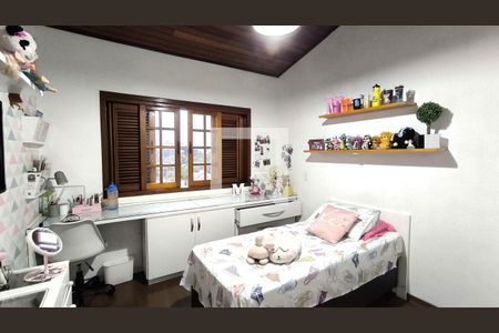 Casa à venda com 280m², 3 quartos e 2 vagas Casa à venda com 280m², 3 quartos e 2 vagasQuarto 2