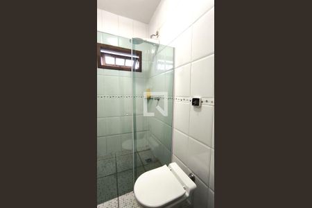 Casa à venda com 280m², 3 quartos e 2 vagas Casa à venda com 280m², 3 quartos e 2 vagasÁrea externa - Banheiro