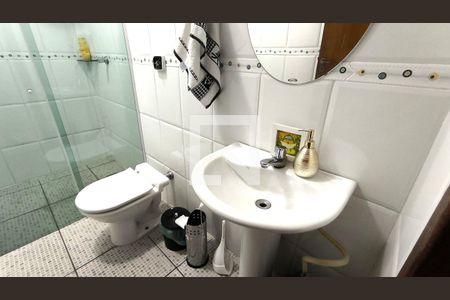 Casa à venda com 280m², 3 quartos e 2 vagas Casa à venda com 280m², 3 quartos e 2 vagasÁrea externa - Banheiro