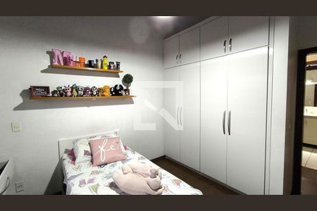 Casa à venda com 280m², 3 quartos e 2 vagas Casa à venda com 280m², 3 quartos e 2 vagasQuarto 2