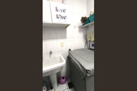 Casa à venda com 280m², 3 quartos e 2 vagas Casa à venda com 280m², 3 quartos e 2 vagasÁrea de serviço