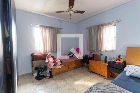 Casa à venda com 250m², 2 quartos e 2 vagas Casa à venda com 250m², 2 quartos e 2 vagasQuarto 2